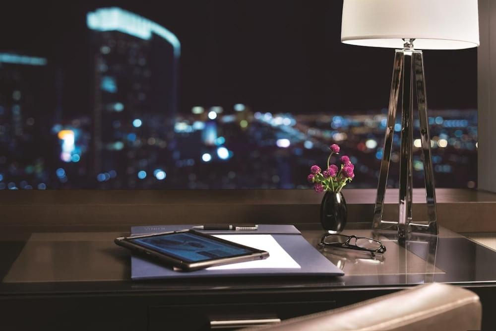 Vdara Hotel & Spa At Aria Las Vegas By Suiteness Esterno foto